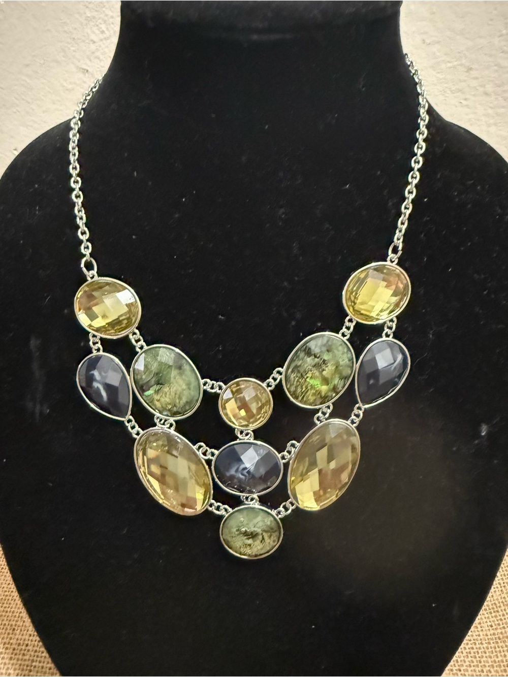 Statement Necklace Yellow / Green and Black.